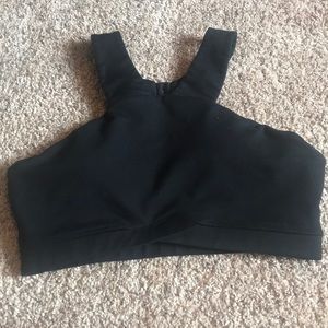 Fabletics high neck criss cross back sport bra
